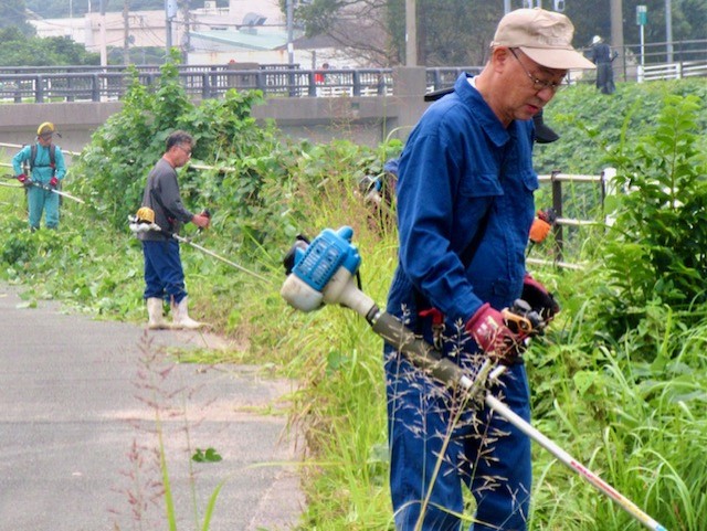 令和７年度第２回西郷川美化事業を実施しました